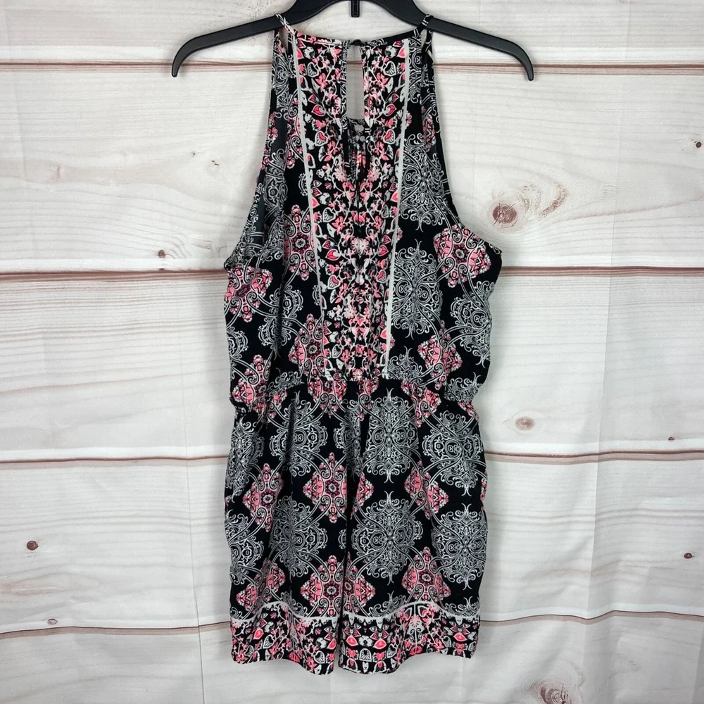 Alya‎ Romper Womens M Black Paisley Keyhole Neck Elastic Waist Sleeveless Halter